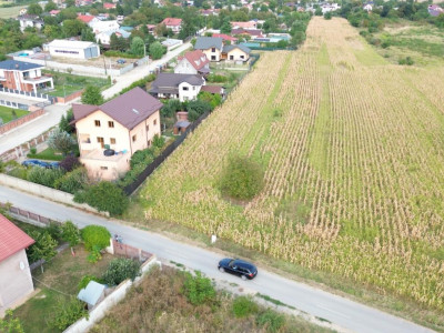 Teren pregatit pentru constructie toate utilitatile 1750 mp. Negociabil