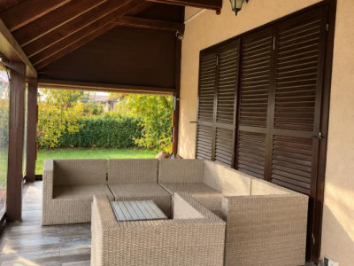 Branesti - casa de vanzare in centru - teren 700 mp