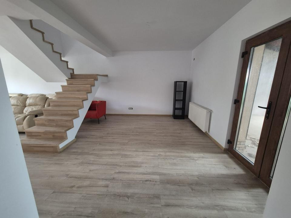 Case de vanzare Domnesti Ultracentral 8