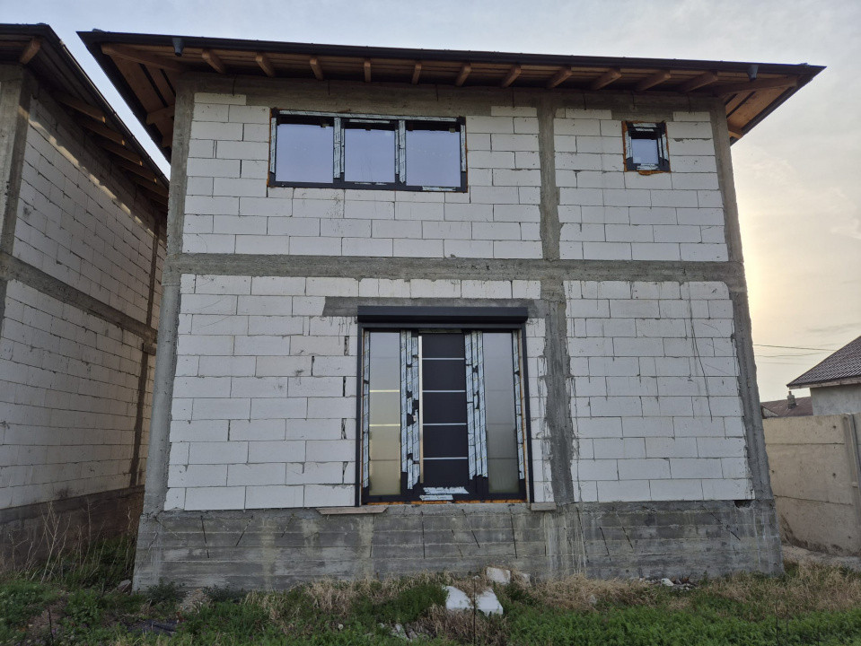 Case de vanzare Poroschia Central 4
