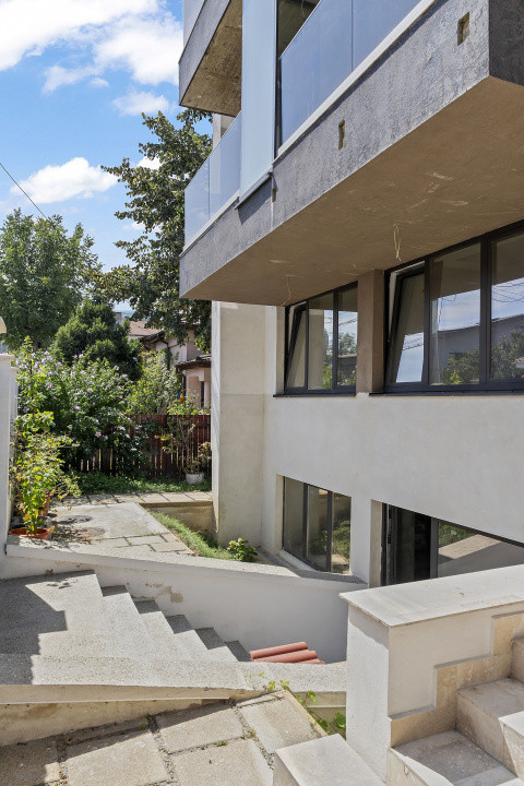 Case de vanzare Bucuresti Damaroaia 18
