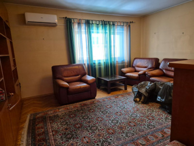 Apartament 3 camere in zona Decebal-Muncii cu vedere pe spate