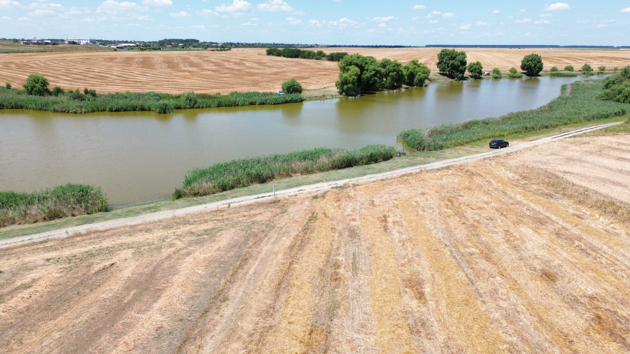 Terenuri de vanzare Frumusani Central 15